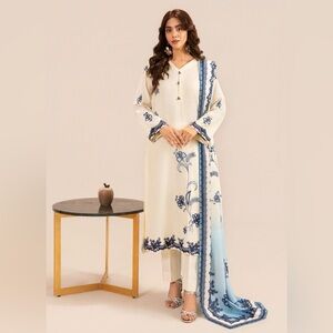 Elegant White and Blue Embroidered Kurta Set